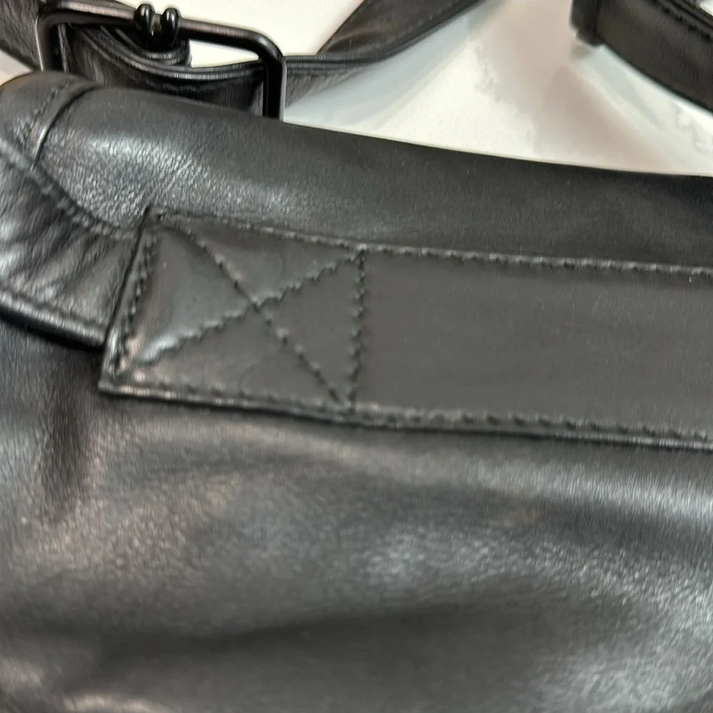 Tumi Black Leather Crossbody Belt Bag - Picture 5 of 8